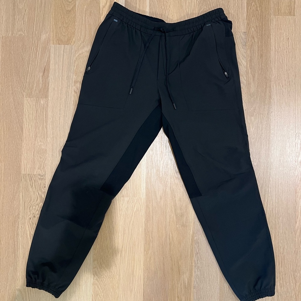 NWT Lululemon License to Train Jogger Black Size LARGE